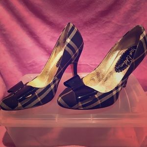 Cute Sam Edelman Brown/Tan shoes.